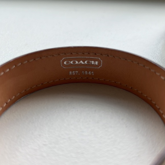 Authentic coach bracelet - Picture 4 of 4